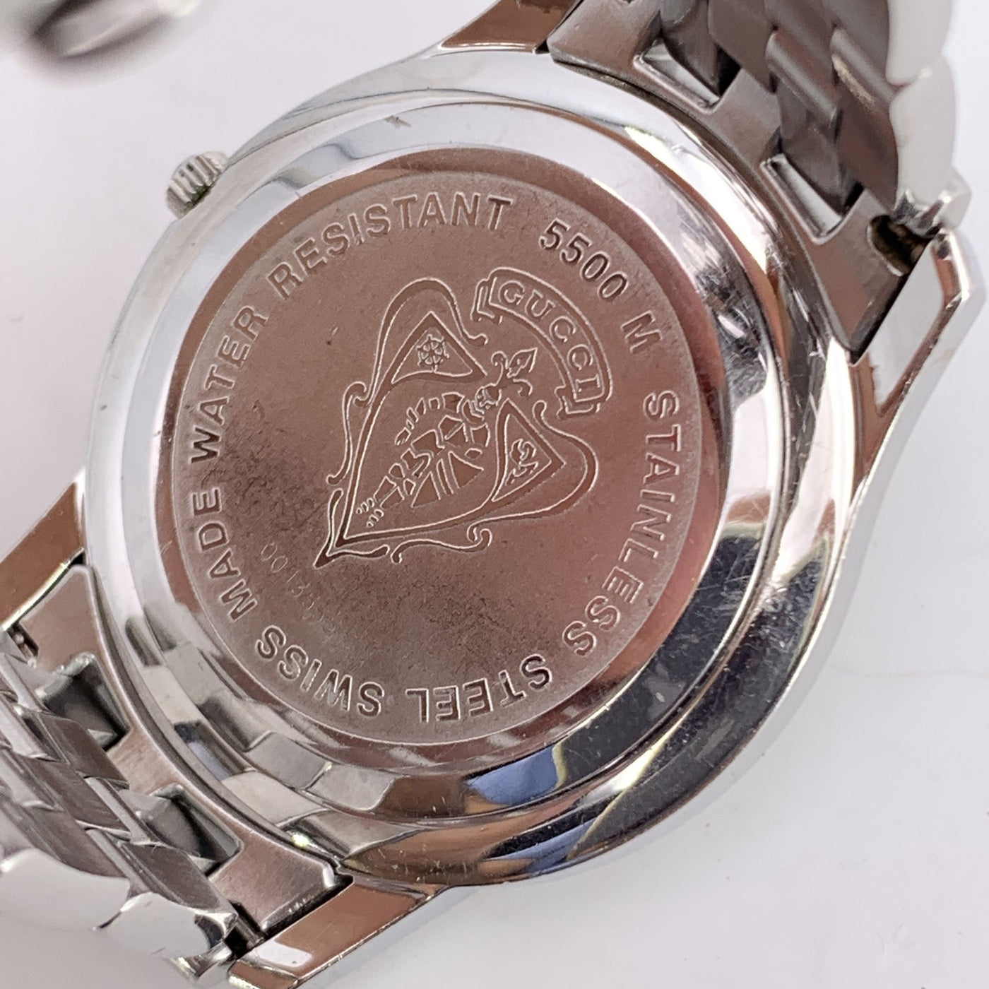 Gucci Stainless Steel Mod 5500 M Watch Date Indicator White
