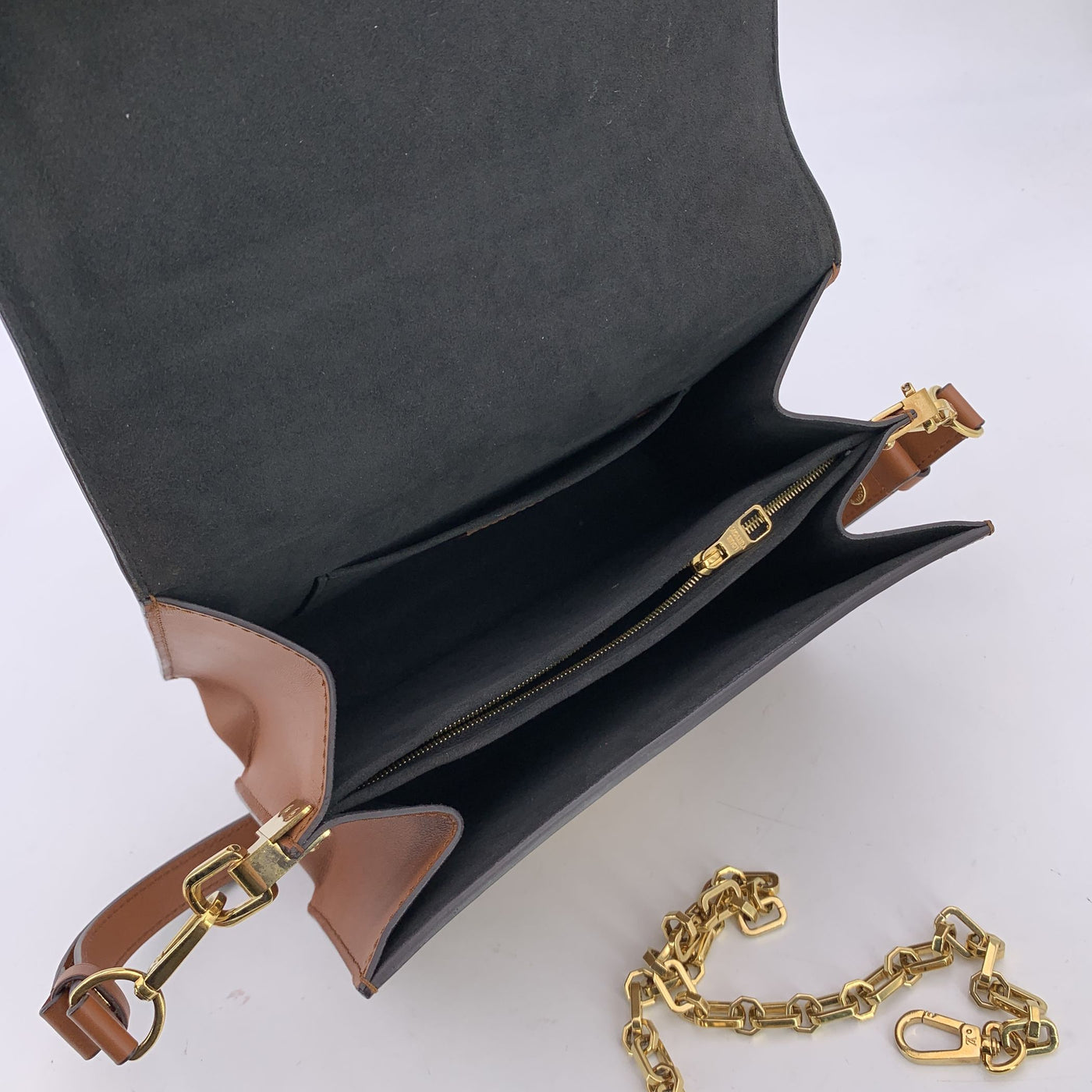 Louis Vuitton Monogram Reverse Dauphine MM Shoulder Bag M45958