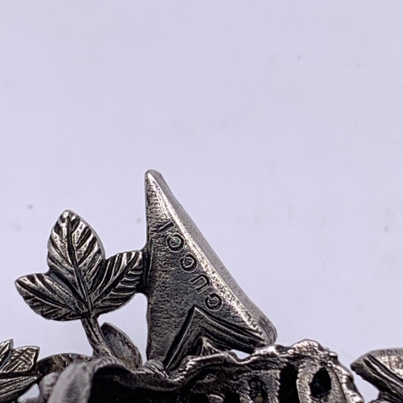 Gucci Aged Silver Metal Brass Crystal Statement Ring Size M