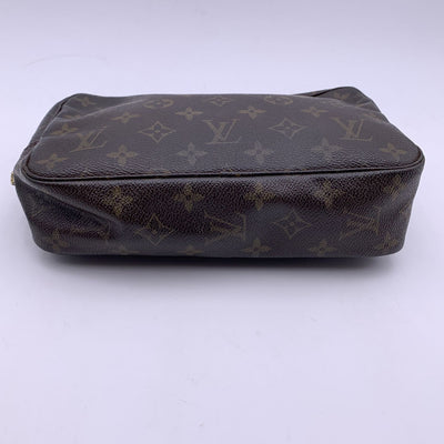 Louis Vuitton Vintage Monogram Toiletry Trousse 23 Cosmetic Bag