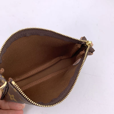 Louis Vuitton Monogram 1 Rue Scribe Mini Pochette Accessories Bag