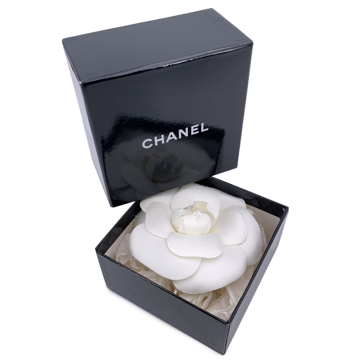 Chanel Vintage White Fabric Flower Camelia Camellia Brooch Pin