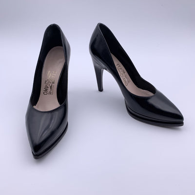 Salvatore Ferragamo Black Leather Lien Pumps Heels US 8C EU 38.5