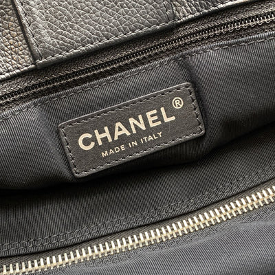 Chanel 2010s Black Pebbled Leather Executive Tote Bag with Strap