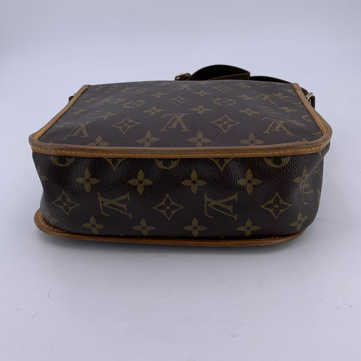 Louis Vuitton Monogram Canvas Bosphore PM Messenger Bag M40106