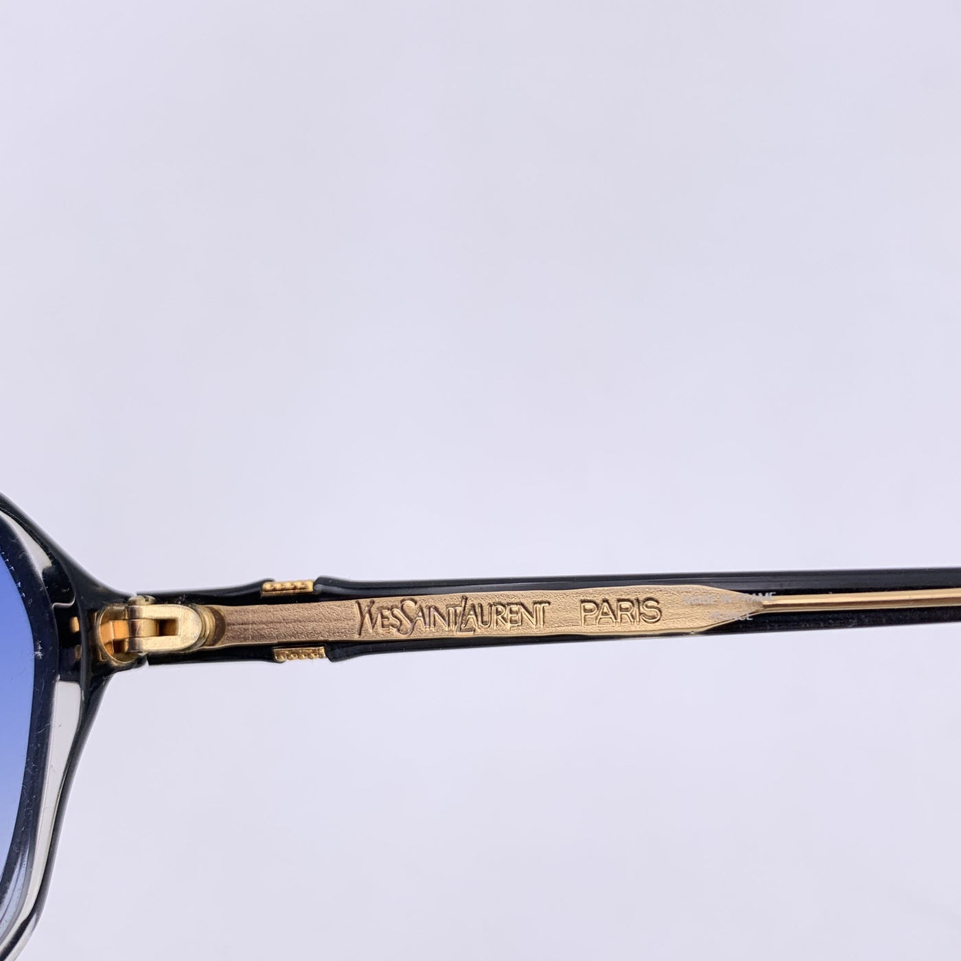 Yves Saint Laurent Vintage Blue Gradient Sunglasses NESSUS 56/16