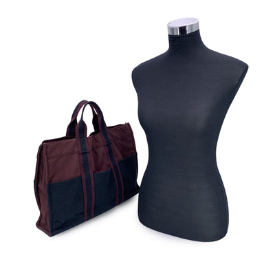 Hermes Paris Vintage Black Burgundy Canvas Fourre Tout MM Bag Tote