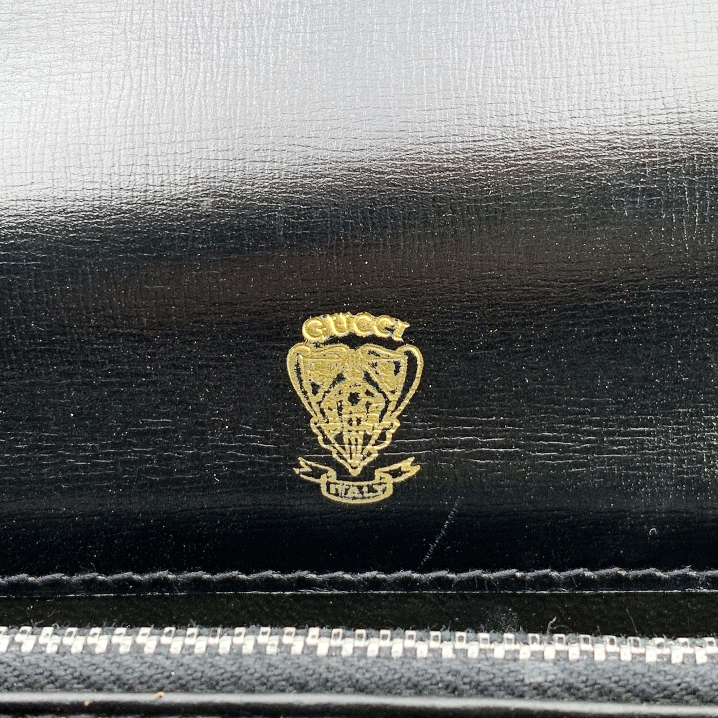 Gucci Vintage Black Leather Box Shoulder Bag with Lapis Closure