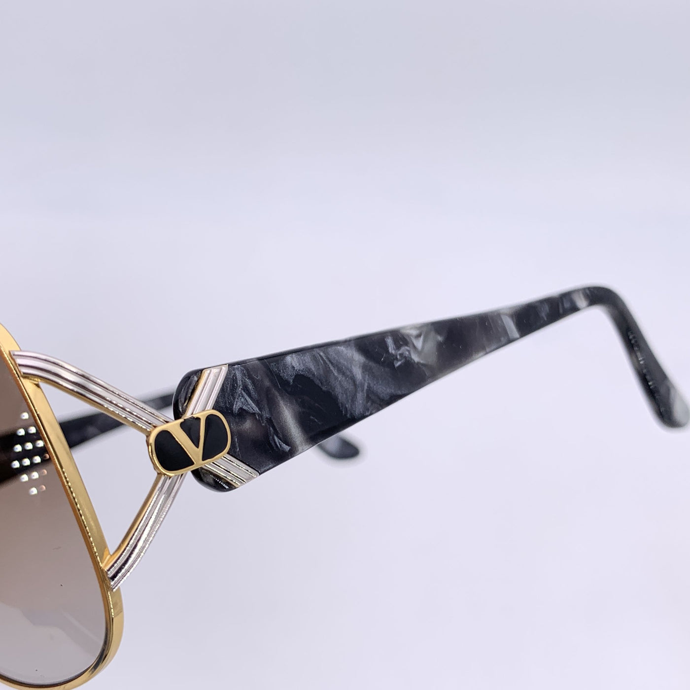 Valentino Vintage Gold Metal Sunglasses Mod. V350 56/14 130mm