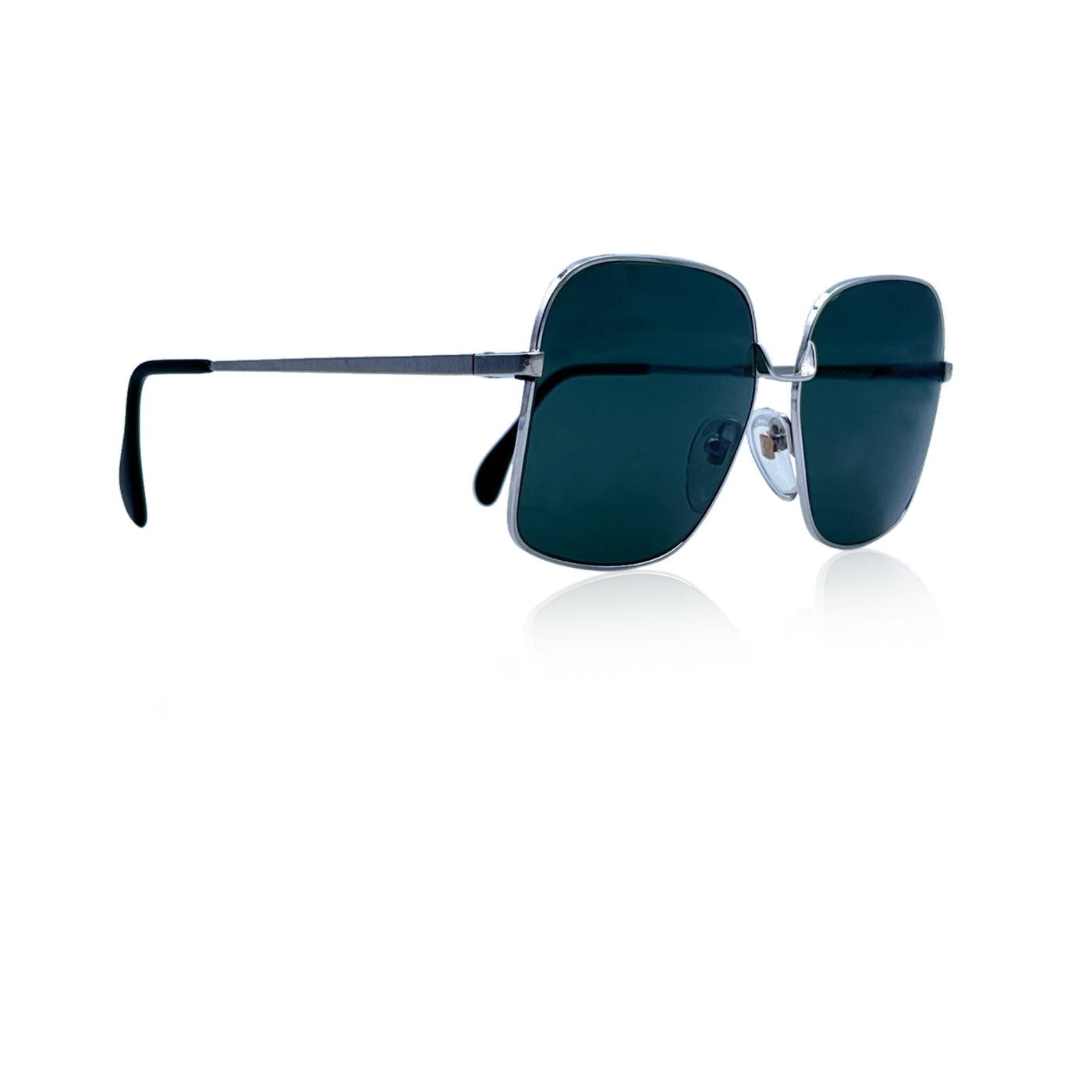 Bausch & Lomb Vintage Unisex Square White Gold Sunglasses Mod. 520
