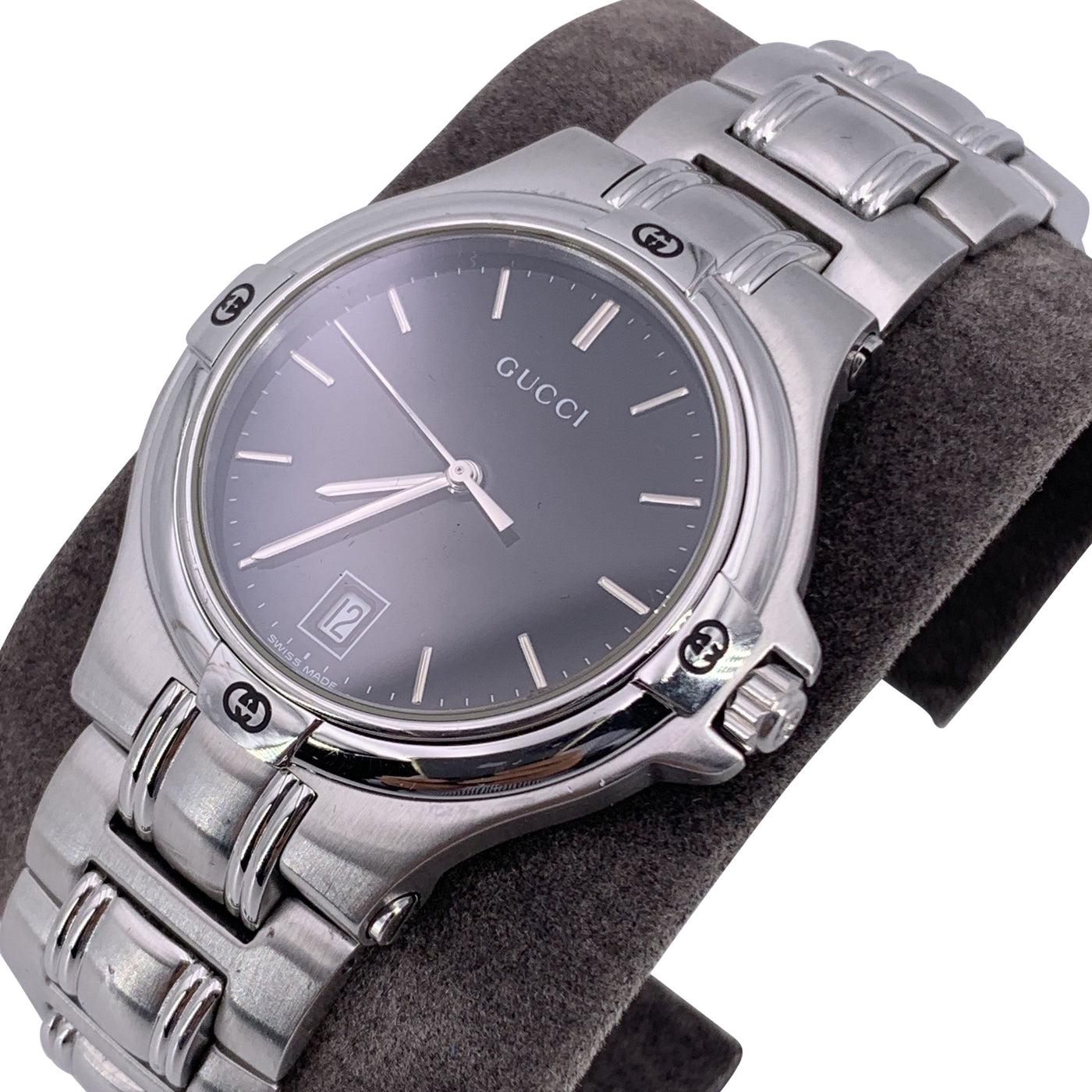 Gucci Stainless Steel Mod 9040 L Wrist Watch Black Dial