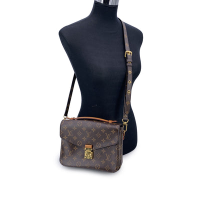 Louis Vuitton Monogram Canvas Pochette Metis Handbag Shoulder Bag