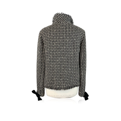 Chanel 2004 Black White Wool Tweed Jacket with Bows Size 42 FR