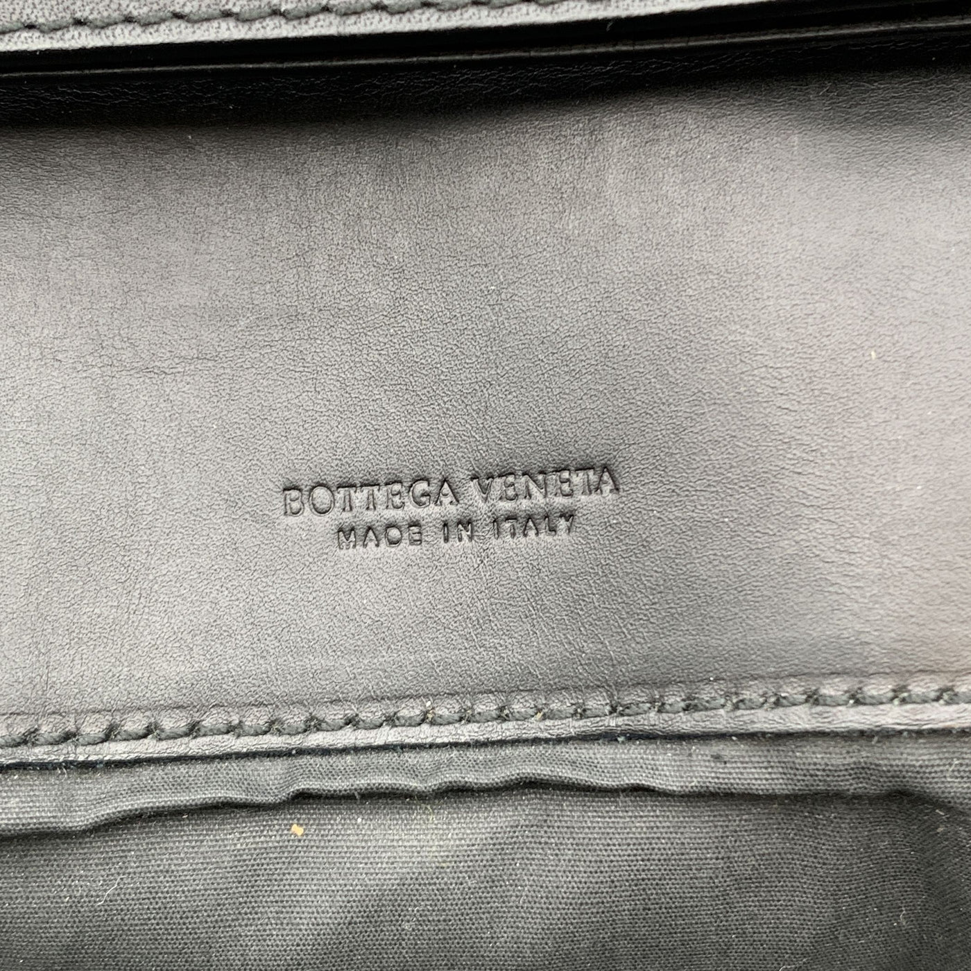 Bottega Veneta Black Leather Intrecciato Slide Lock Clutch Wrist Bag