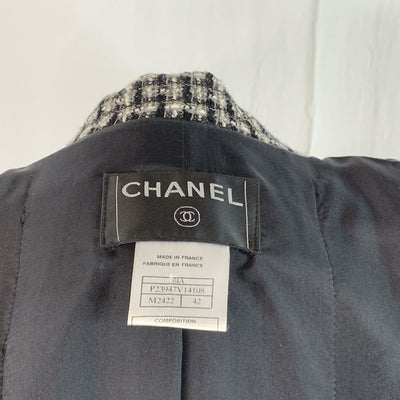 Chanel 2004 Black White Wool Tweed Jacket with Bows Size 42 FR