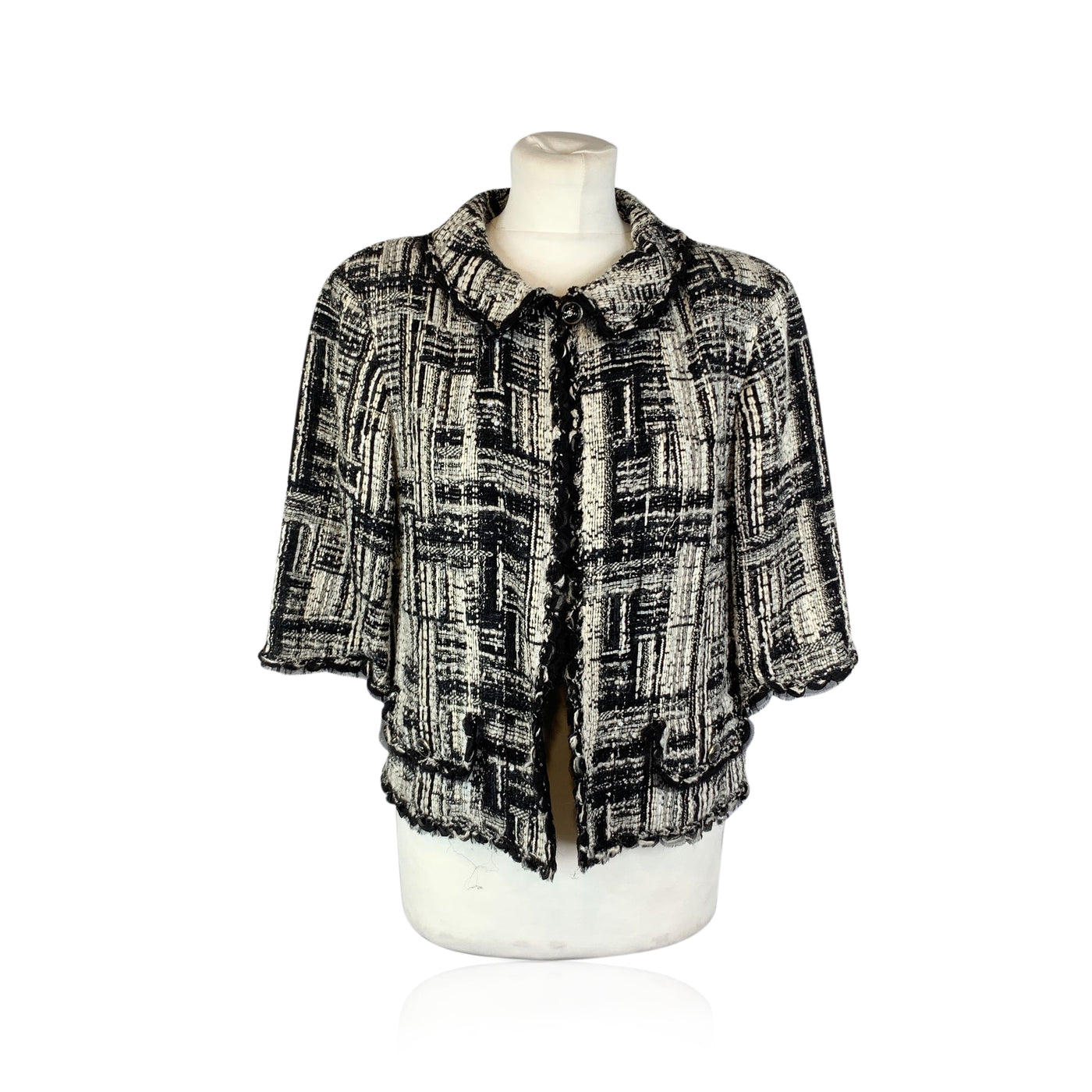 Chanel 2007 Black White Tweed 3/4 Sleeves Jacket Size 40 FR